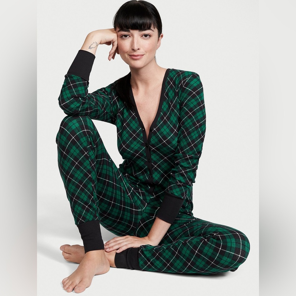 VICTORIA'S SECRET Thermal Long Onesie Green Plaid Size M